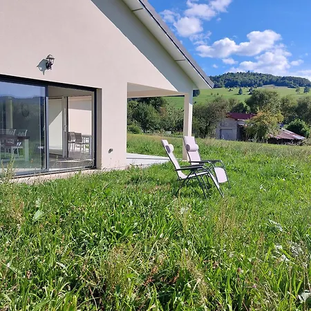 Modern Vosges Getaway Feriehus *