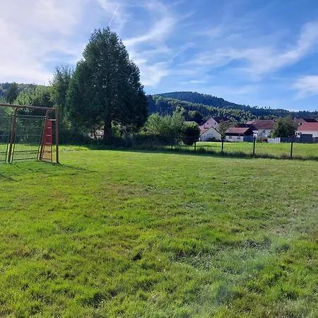 בית נופש Modern Vosges Getaway Laveline